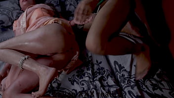 Sizzling Indian Stepmom And Family’s Forbidden Desires In Hindi